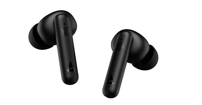  boAt Airdopes 141 True Wireless Earbuds with 42H Playtime at Rs.999