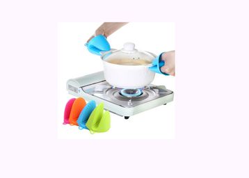 Pack of 2 Silicone Pot Holder Heat Resistant At just Rs.79