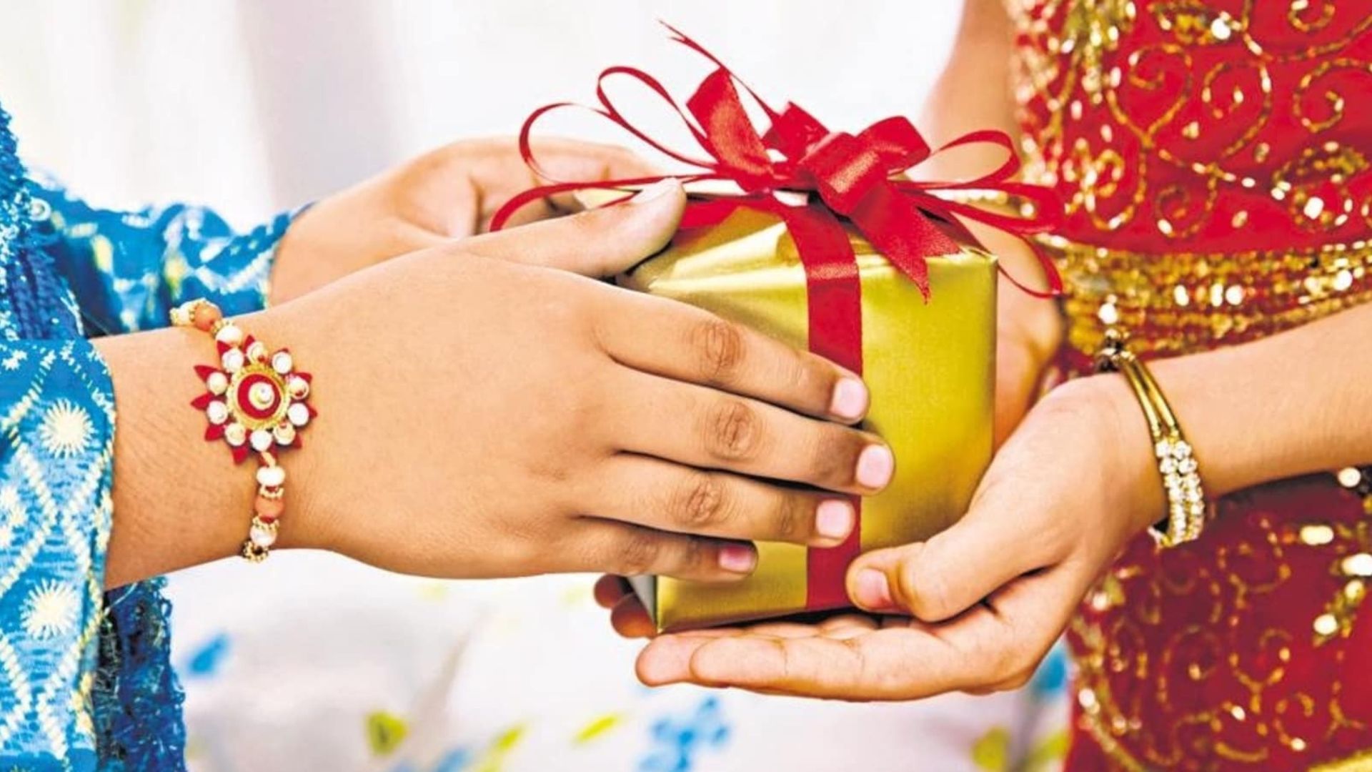 Top 18 Rakhi Gift Ideas For Sisters This Raksha Bandhan