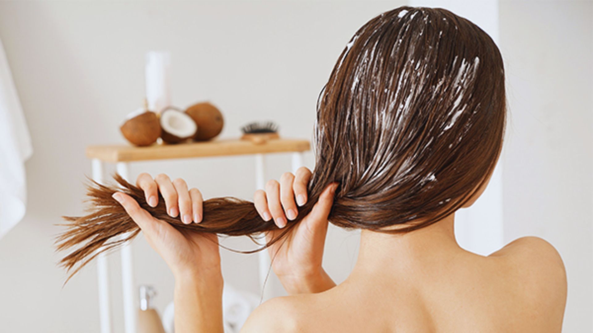 11 Best Conditioners For Dry Hair In 2024