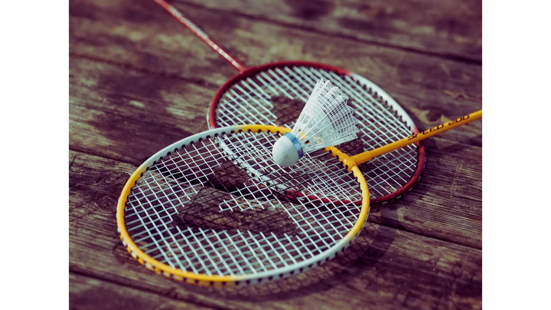 22 Best Badminton Rackets Under 2000