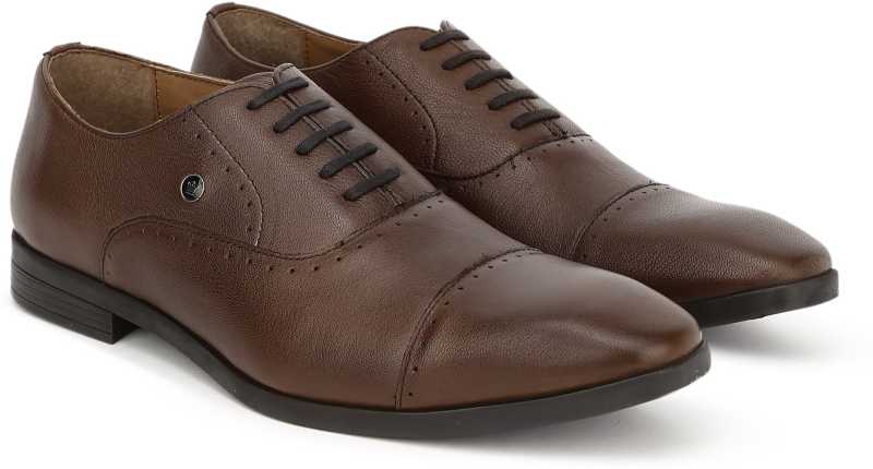 15 Best Formal Shoes for Men That Classy and Elegant